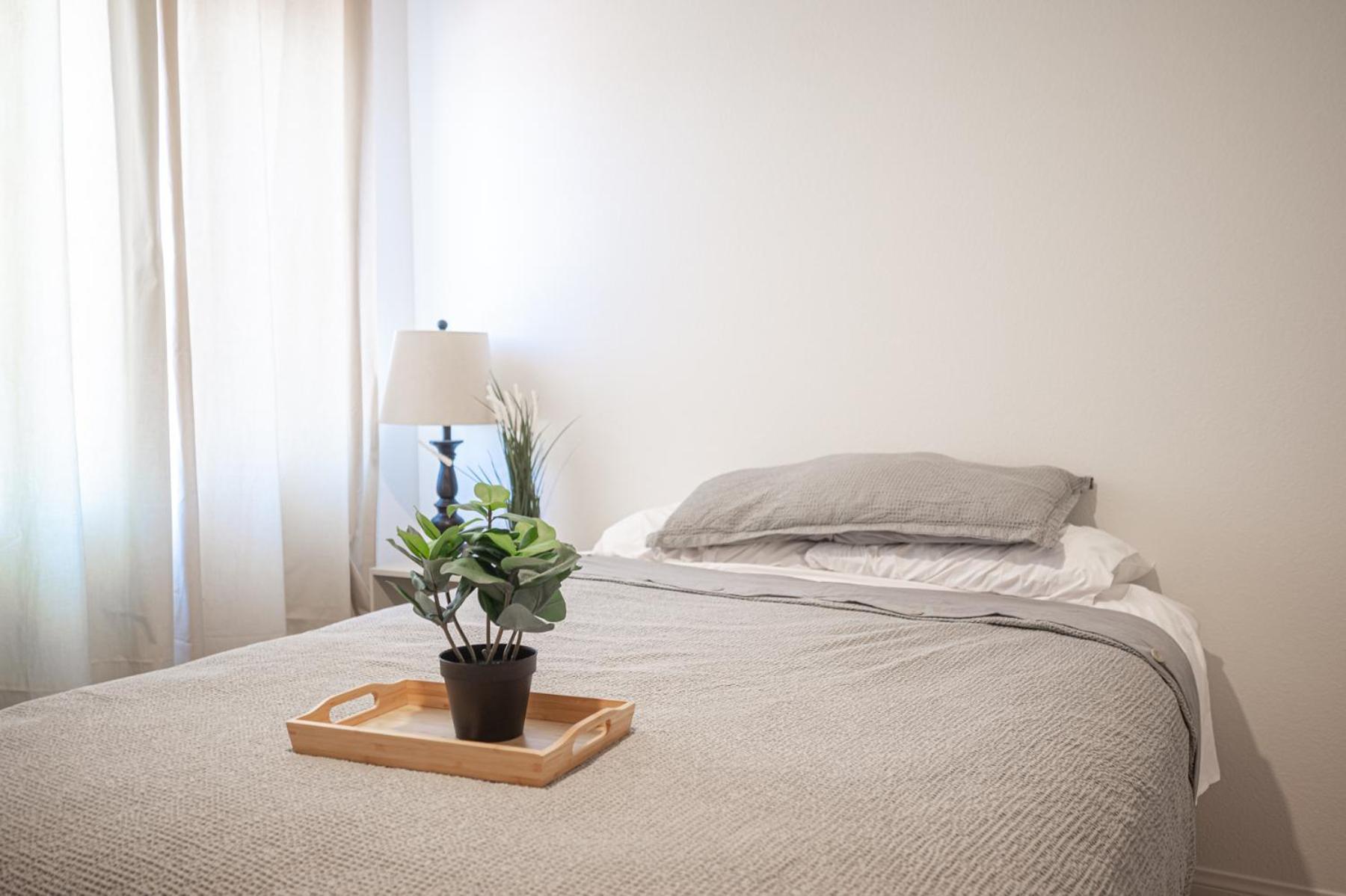 Beautiful Brand New 2 Bedroom Vegas Home! Fits 12 Or More,15-20 Minutes From Lv Strip Лас-Вегас Экстерьер фото