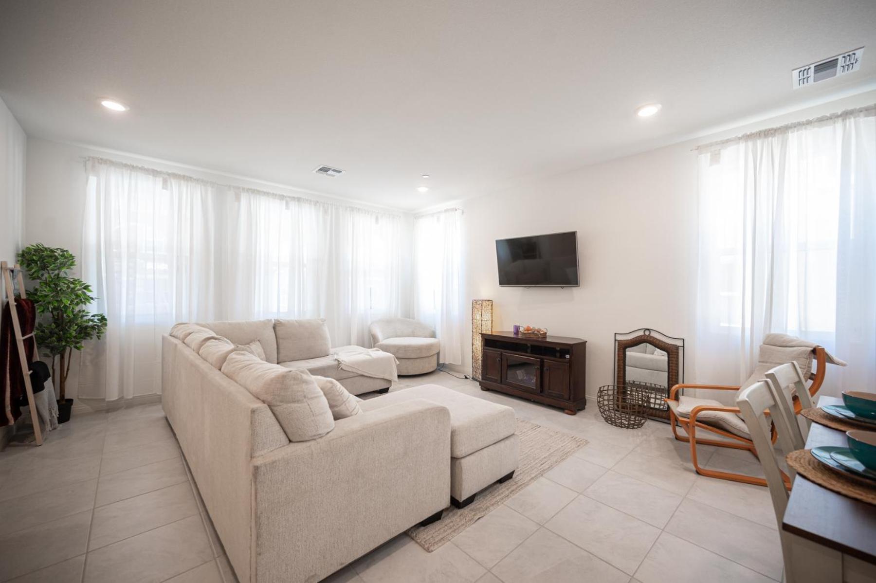Beautiful Brand New 2 Bedroom Vegas Home! Fits 12 Or More,15-20 Minutes From Lv Strip Лас-Вегас Экстерьер фото